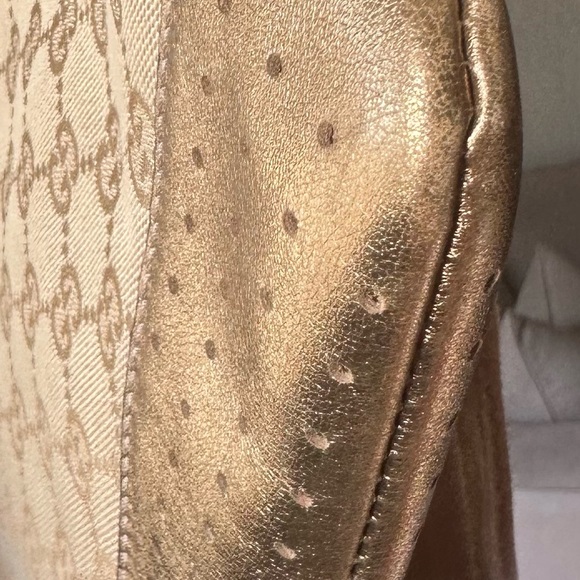 🌺FINAL SALE🌺 Gucci Monogram Messenger Bag - Picture 11 of 15